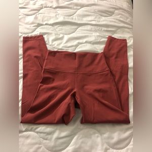 Lululemon Like New Wunder Under 25” inseam